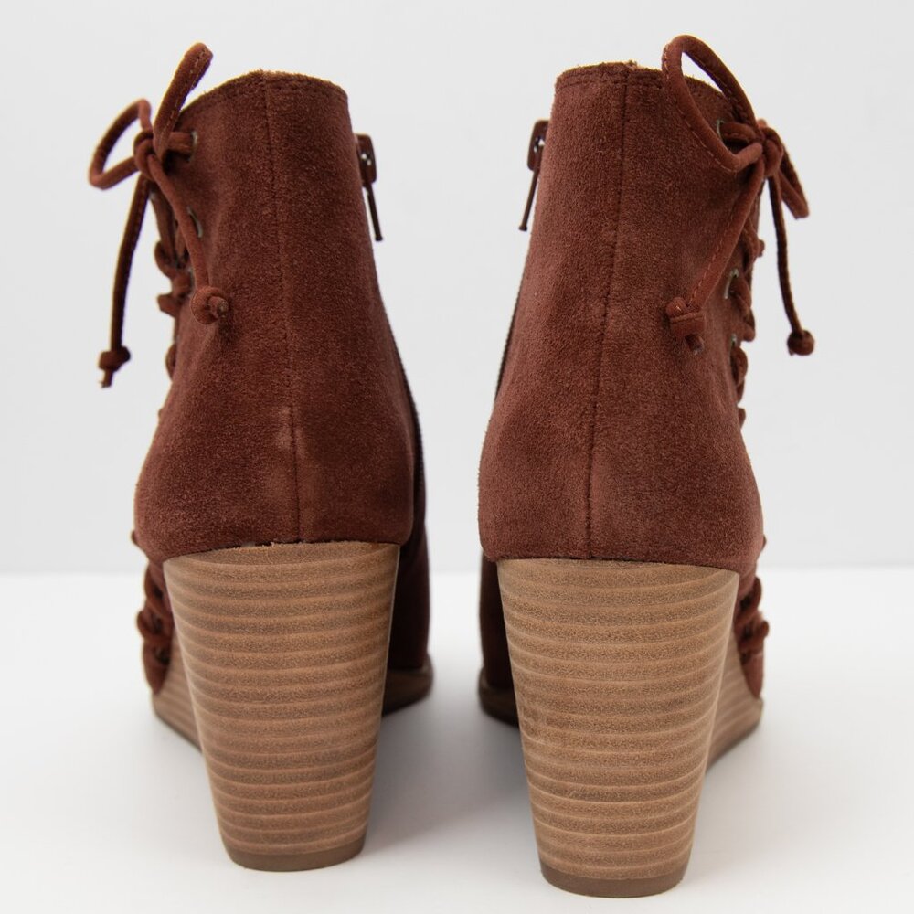 Lucky Brand Javelin Suede Booties Lace Up Peep Toe Wedge Heel Boot Size 9.5 - Picture 5 of 8